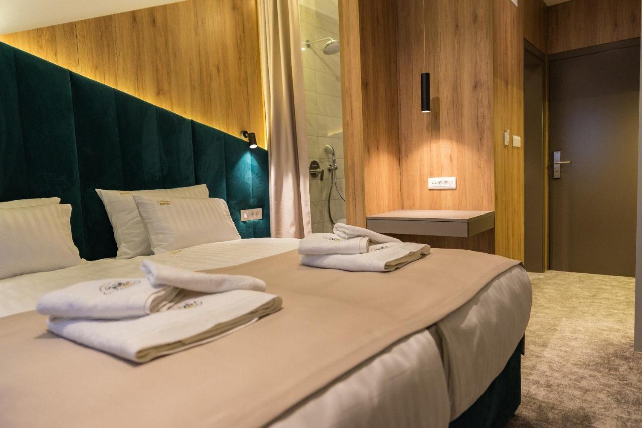 Hotel Forest Pale Dış mekan fotoğraf