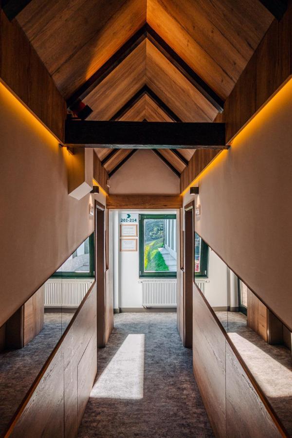 Hotel Forest Pale Dış mekan fotoğraf